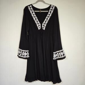 Stetson Black With White Embroidery Dress. Size Large